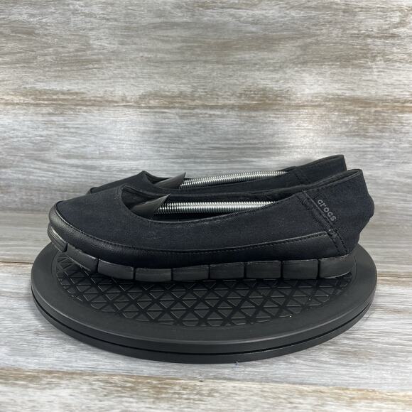 Crocs Women's Stretch Sole Relaxed Fit Black Comfort Flats Size 9 - Picture 1 of 8